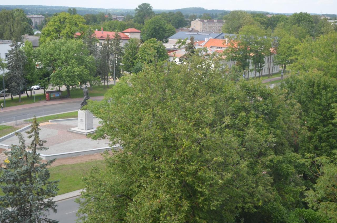 Latgale Hotel Rēzekne Екстериор снимка