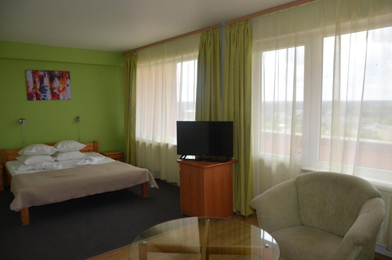 Latgale Hotel Rēzekne Екстериор снимка