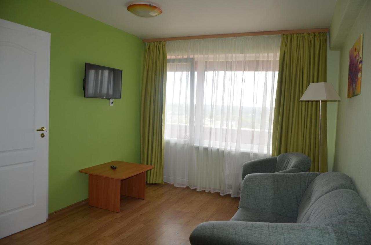 Latgale Hotel Rēzekne Екстериор снимка