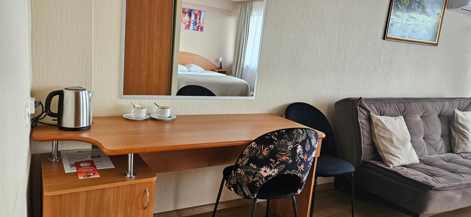 Latgale Hotel Rēzekne Екстериор снимка