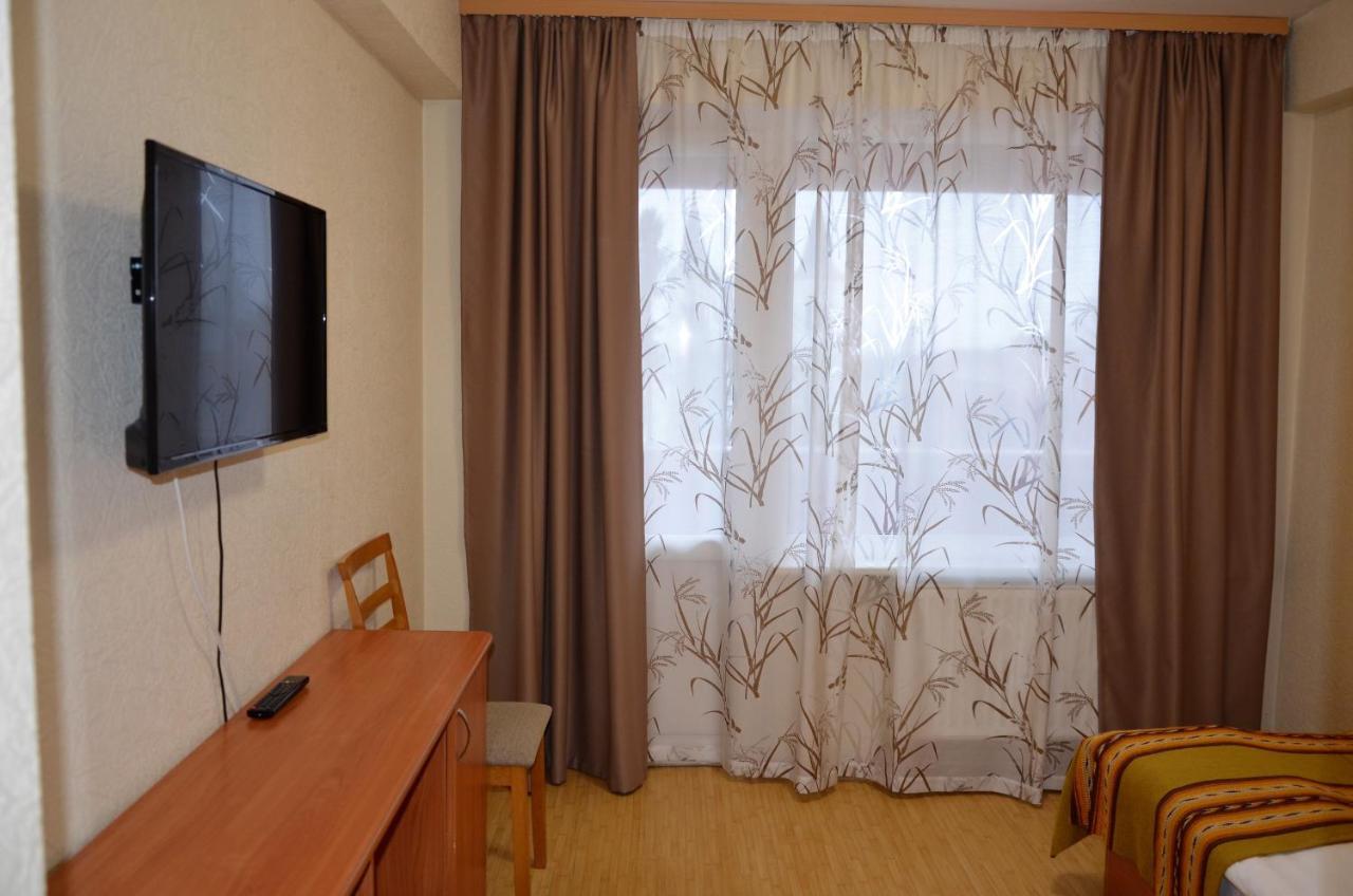 Latgale Hotel Rēzekne Екстериор снимка